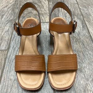 Tan Leather Heeled Sandal